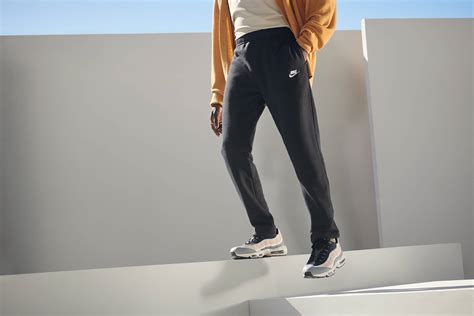 nike übergangs outfit herren|Sportbekleidung für Herren. Nike DE.